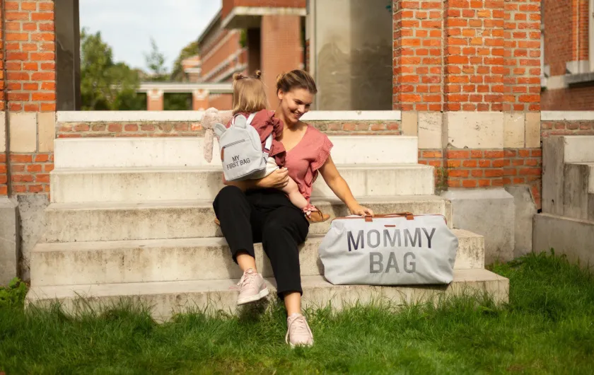 What Should Be in a Baby Bag?